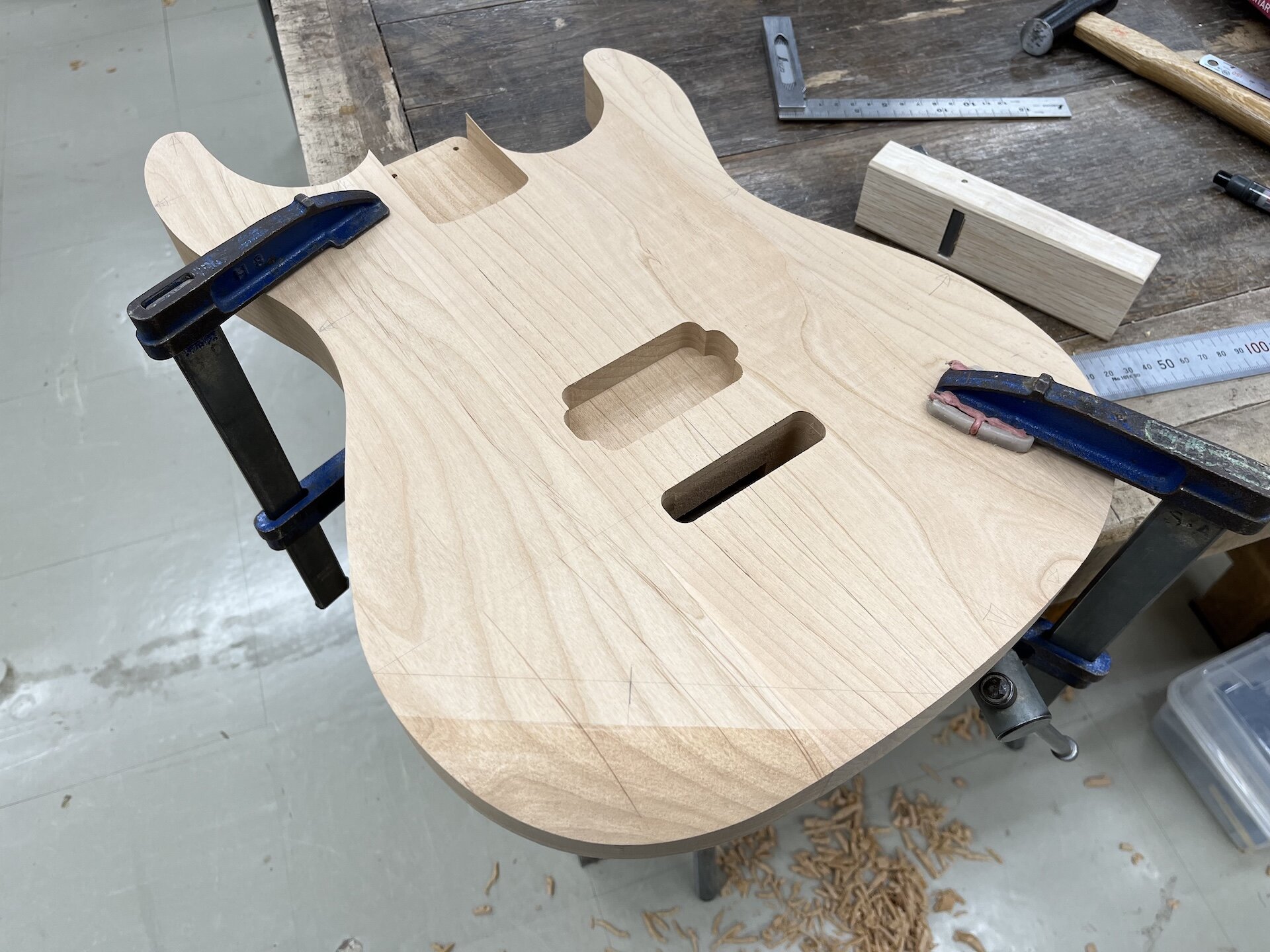 ボディ加工：エルボーコンター