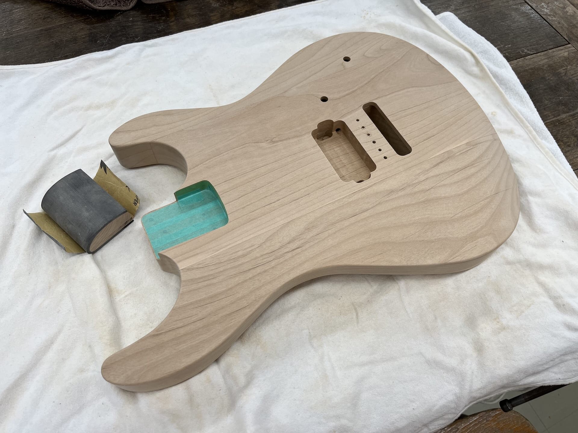 ボディ塗装準備：生地調整